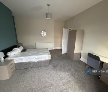 1 bedroom in a house share to rent - Photo 6