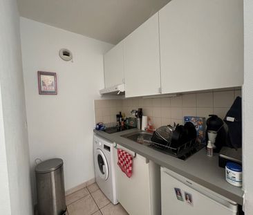 Location Appartement 2 pièces 37m² ORLEANS 45000 - Photo 4