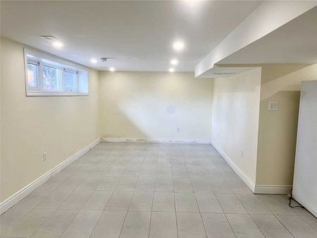 For Lease - 36 Carlyle Crescent Unit# Basement, Brampton, Ontario - Photo 5