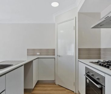 2/90 Cooper Street, Mandurah. - Photo 4