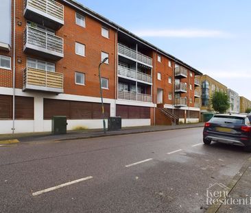 1 bed flat to rent in Kingfisher Meadow, Maidstone, ME16 - Photo 3