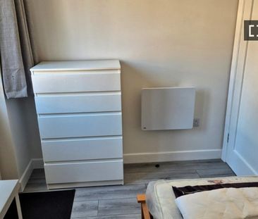 2-bedroom apartment for rent in Ballymun-Whitehall, Dublin. - Photo 5