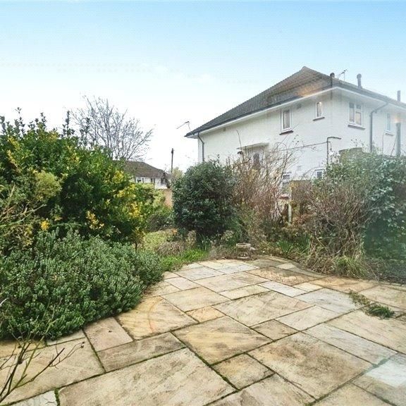 2 bedroom maisonette to rent - Photo 1