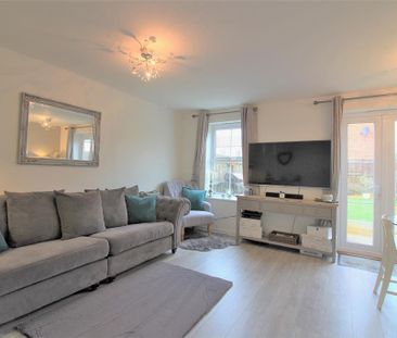 3 bedroom terraced house to rent - Photo 1