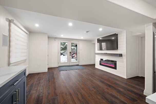 For Lease - 695 Robert Ferrie Drive Unit# LOWER, Waterloo, Ontario - Photo 1