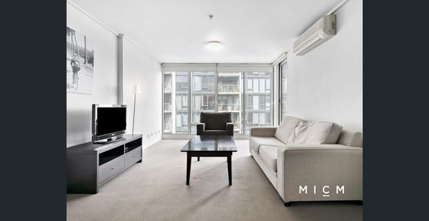 FURNISHED,STYLISH,SOUTHBANK LIVING - Photo 1
