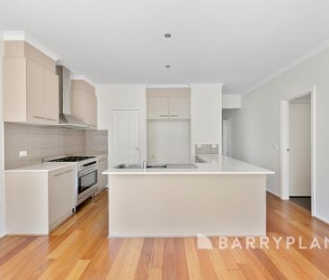 Contemporary Comfort, Effortless Style & Exceptional Convenience - Photo 6