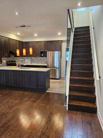 For Lease - 1311 Gerrard Street Unit# 1, Toronto, Ontario - Photo 4