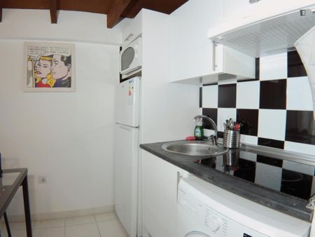 Estudio de alquiler en Valdeacederas - Photo 2