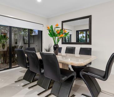 Prestige Fairway Boulevard Living – Pristine Low-Set Home with Pool - Photo 6