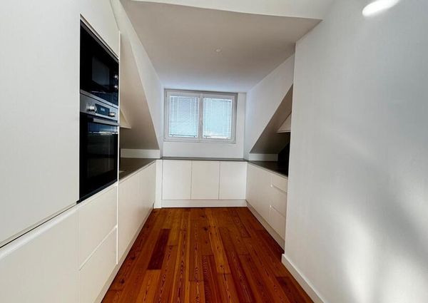 1 Bedroom Apartment with a view, Lapa, Lisboa