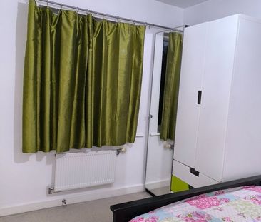 Room in a Shared House, Liverpool Street, M6 - Photo 5