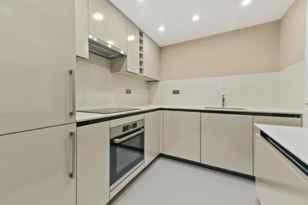 3 bedroom flat to rent - Photo 4