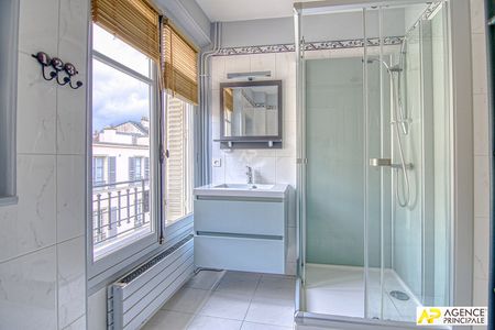 Tout savoir sur cette maison dans le quartier Saint Louis, à Versailles - Photo 5