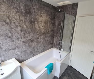 2 bed detached bungalow to rent in Windgate Hill, Doncaster, DN12 - Photo 2