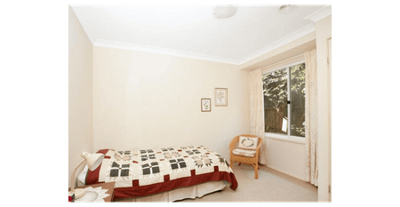 Beautiful Home in Garden Setting - Photo 5