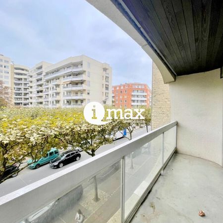 Location Appartement COURBEVOIE - - Photo 3