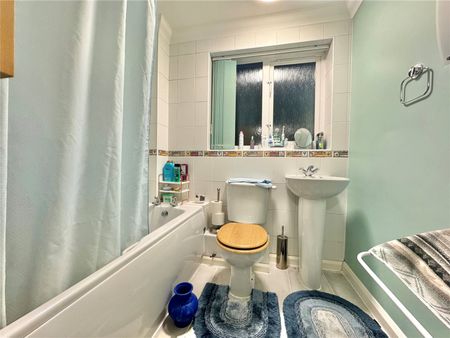 2 bedroom apartment to rent The Waterside, Hellesdon, Norwich, NR6 - Photo 5