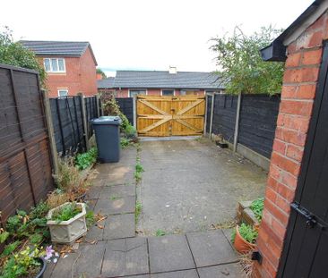 2 bedroom terraced house to rent - Photo 6
