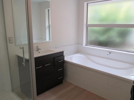206 Centaurus Road, Saint Martins - Photo 4
