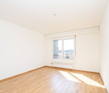 Wunderschöne Wohnung im Zentrum von Biel! - Photo 1