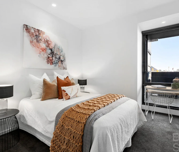 Light-Filled 2-Bedroom Apartment with Resort-Style Amenities in Pri... - Photo 2