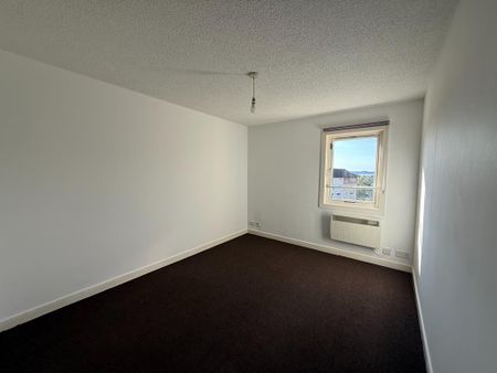 3 bedroom maisonette to rent - Photo 3