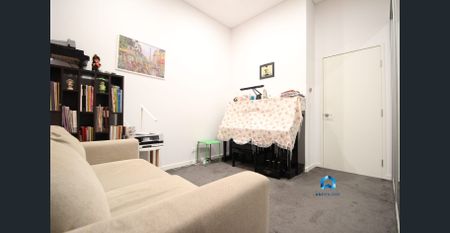 FURNISHED LUXURY APT & BEST LOCATION - Photo 3