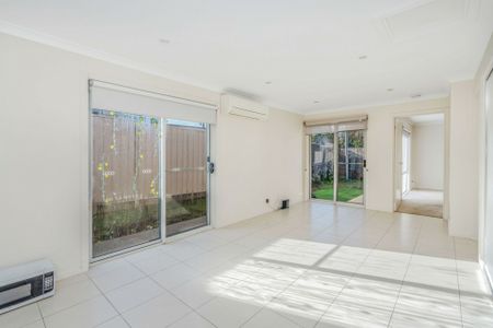 Beautifully Presented Home - Photo 5