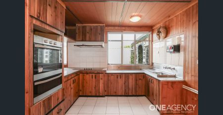 1 Bedroom granny flat with bonus bedroom/study and private outdoor space - Photo 2