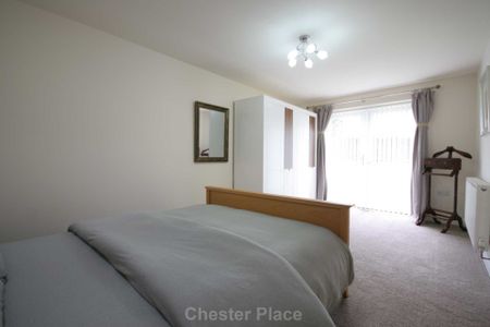 Mollington, Chester - Photo 5