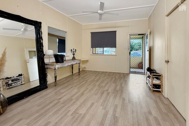 144 Cypress Street, - Photo 1