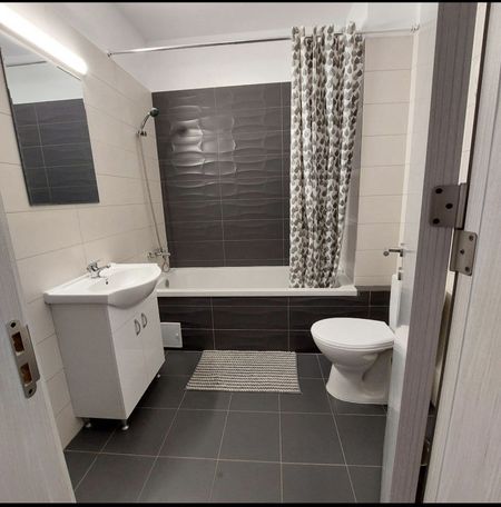 Metalurgiei grand arena etaj 4 - Fotografie 5