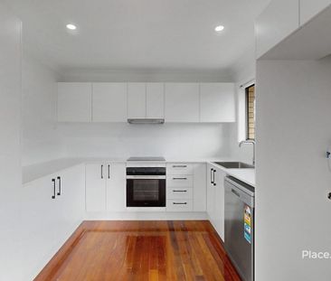 25, Driftwood Street, QLD, Sunnybank Hills - Photo 2