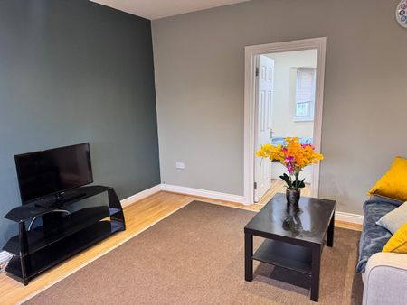 1 Bed Flat, Newark Way, NW4 - Photo 3