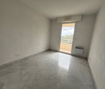 Location Appartement 2 pièces 51m² NICE 06200 - Photo 3