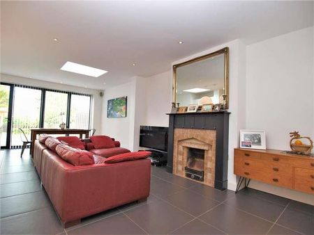 Ravensmead Road, Shortlands, Bromley, BR2 - Photo 3