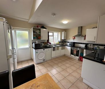 5 bedroom house share to rent - Photo 6