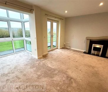 4 bedroom end of terrace house to rent - Photo 4