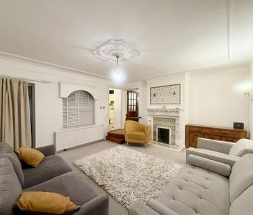 4 bedroom property to rent - Photo 2