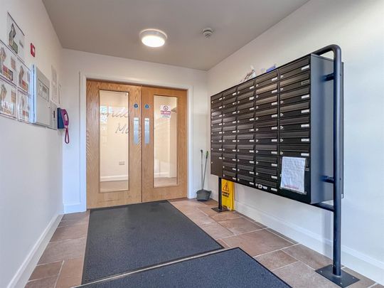 33 Sandown Manor, 84a Sandown Road, Belfast, BT5 6GQ - Photo 1
