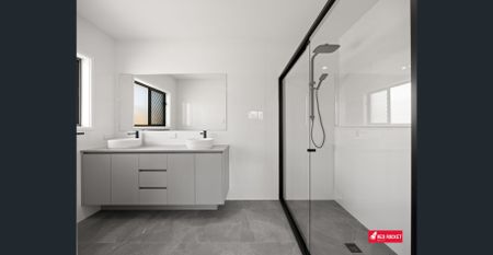 Move Into Your Dream Home Just in Time for Christmas! - Photo 4