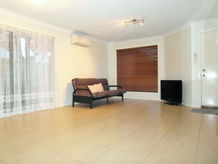 4/6 Krause Court, East Toowoomba - Photo 3