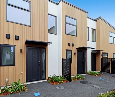 Central Hutt Living - Photo 3