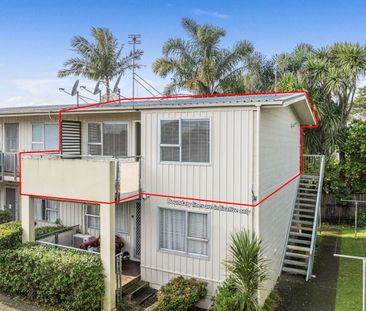 Bright one bedroom in Mt Eden - Photo 1