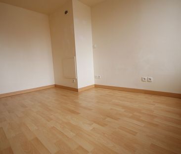 T2 bis en duplex de 39.85 m², rue Esquermoise réf 001-00013-001 - Photo 3