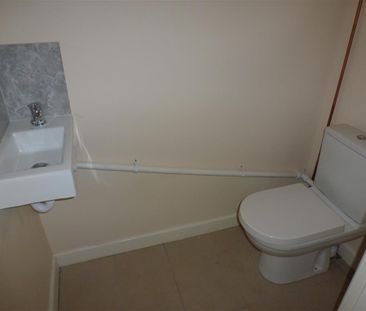 3 bedroom property to rent - Photo 5