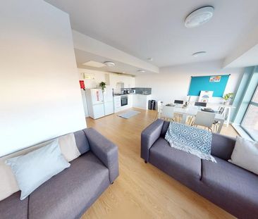 1 bedroom in a flat share to rent - Photo 1