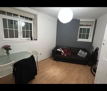 Room in a Shared Flat, Telford House, SE1 - Photo 1