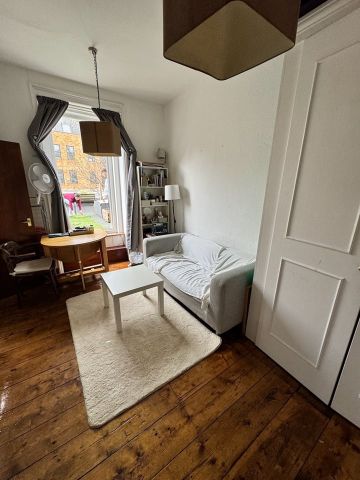 1 Bed Flat, Camden High Street, NW1 - Photo 4